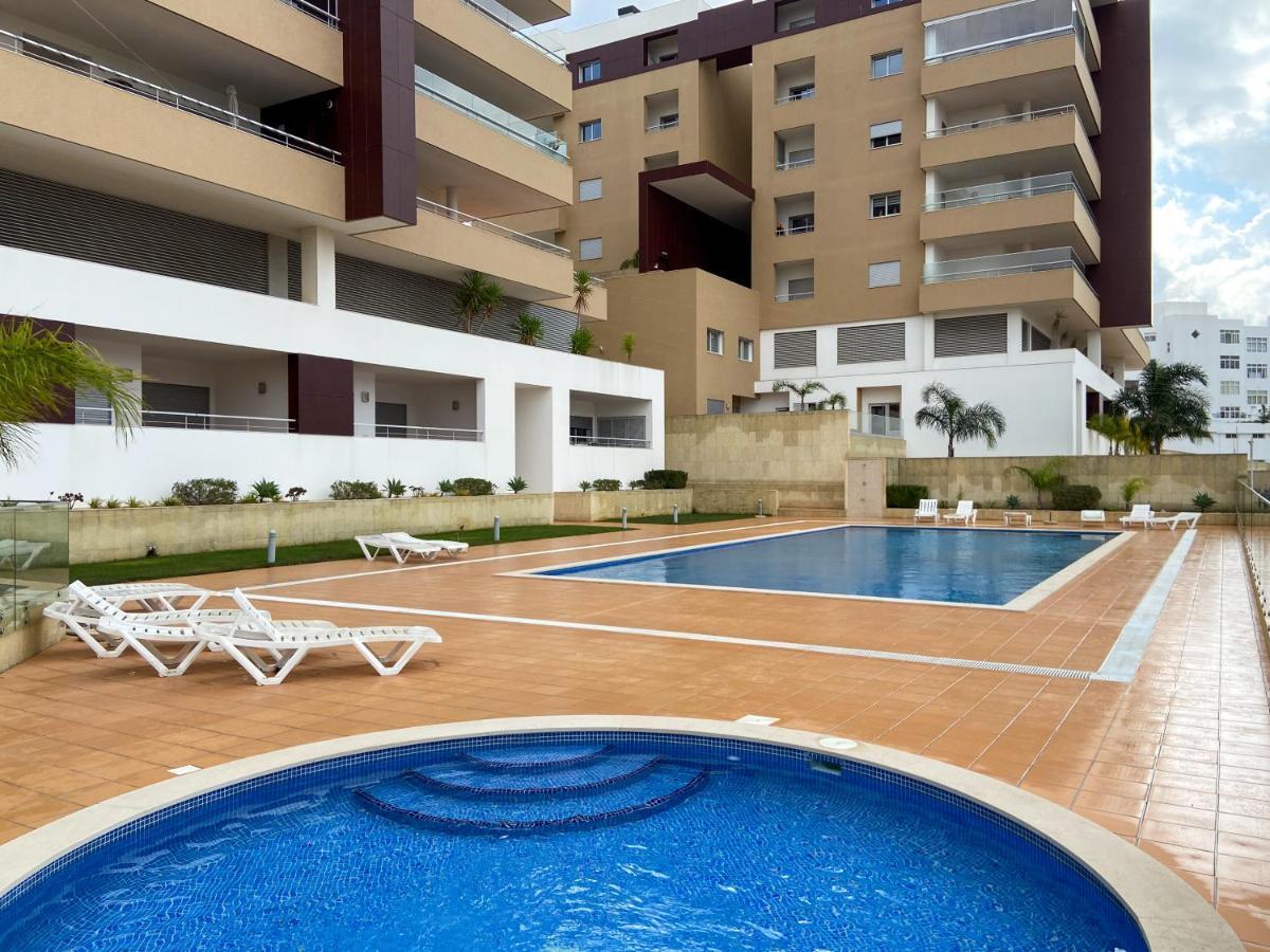 Luxury Condominium Apartment With Swimming Pool #1903 Lagos Ngoại thất bức ảnh